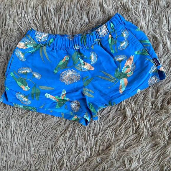 Patagonia Barely Baggies - Picture 2 of 4